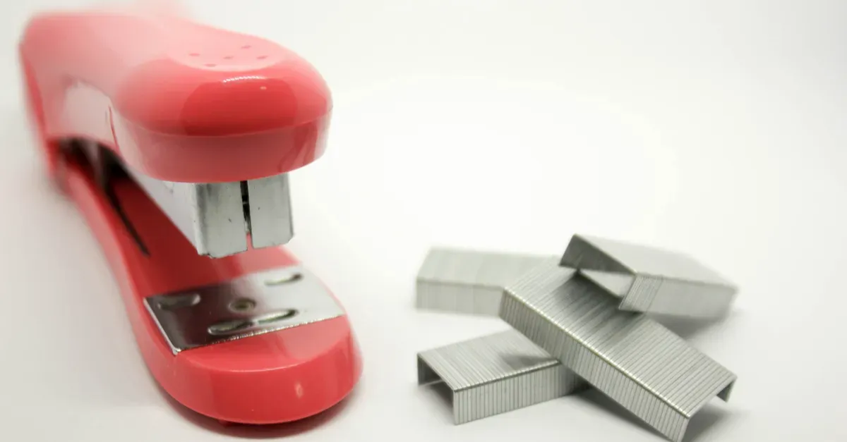 How to unjam a stapler